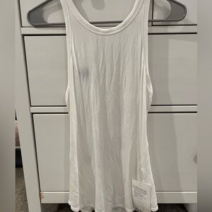 Lululemon women’s tank top